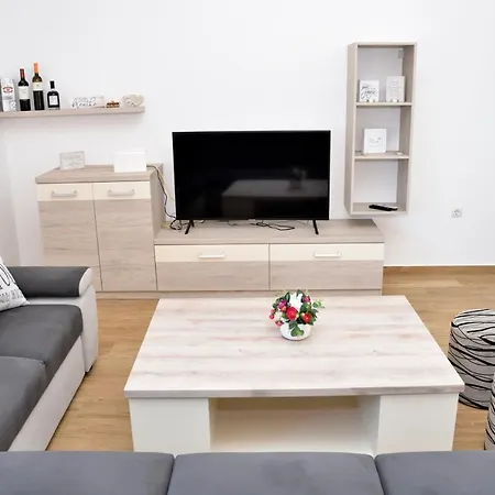 Penthouse Vedo Apartment *